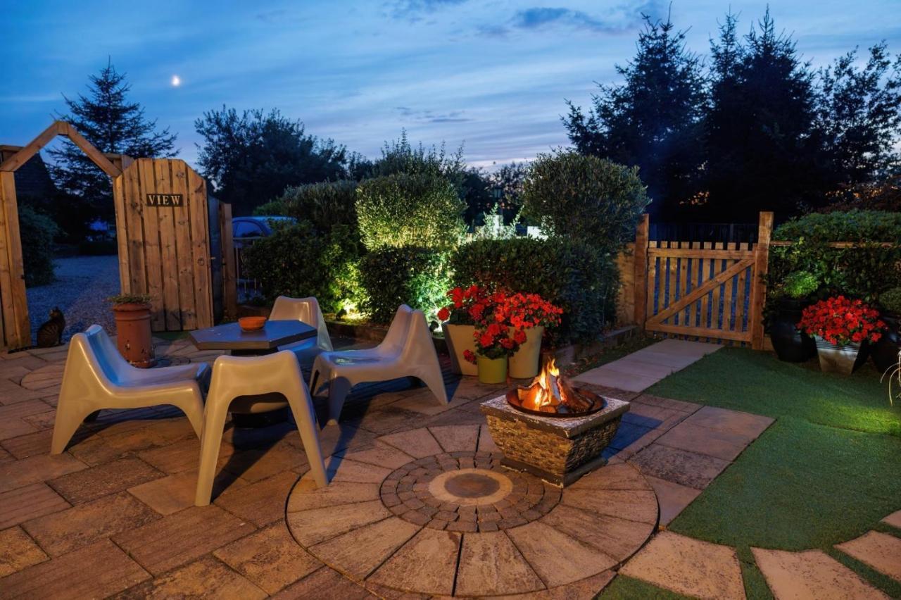 Lincoln Holiday Retreat View With Private Hot Tub المظهر الخارجي الصورة